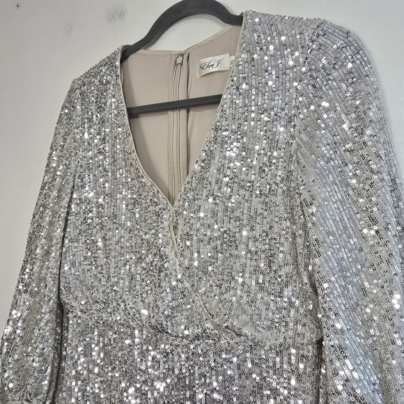 Eliza J. Sequin Evening Dress in Nude and silver with Puff Sleeves surplice even - Picture 8 of 16